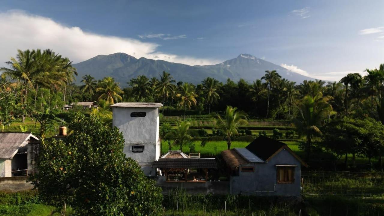 Dira Bungalows Tetebatu Esterno foto