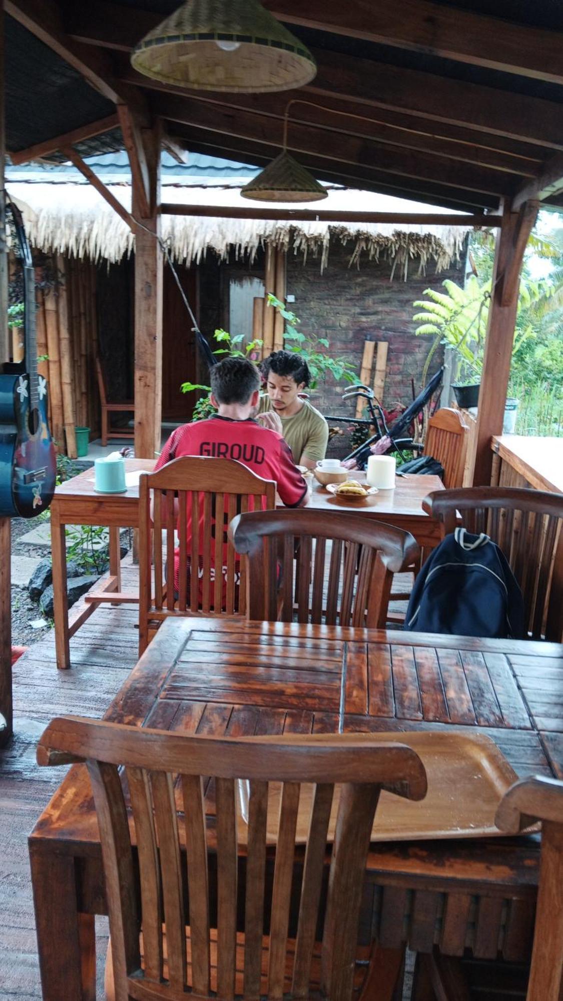 Dira Bungalows Tetebatu Esterno foto