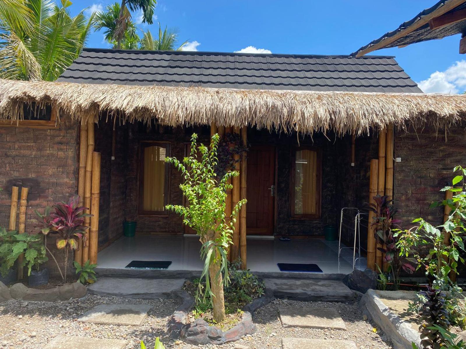 Dira Bungalows Tetebatu Esterno foto