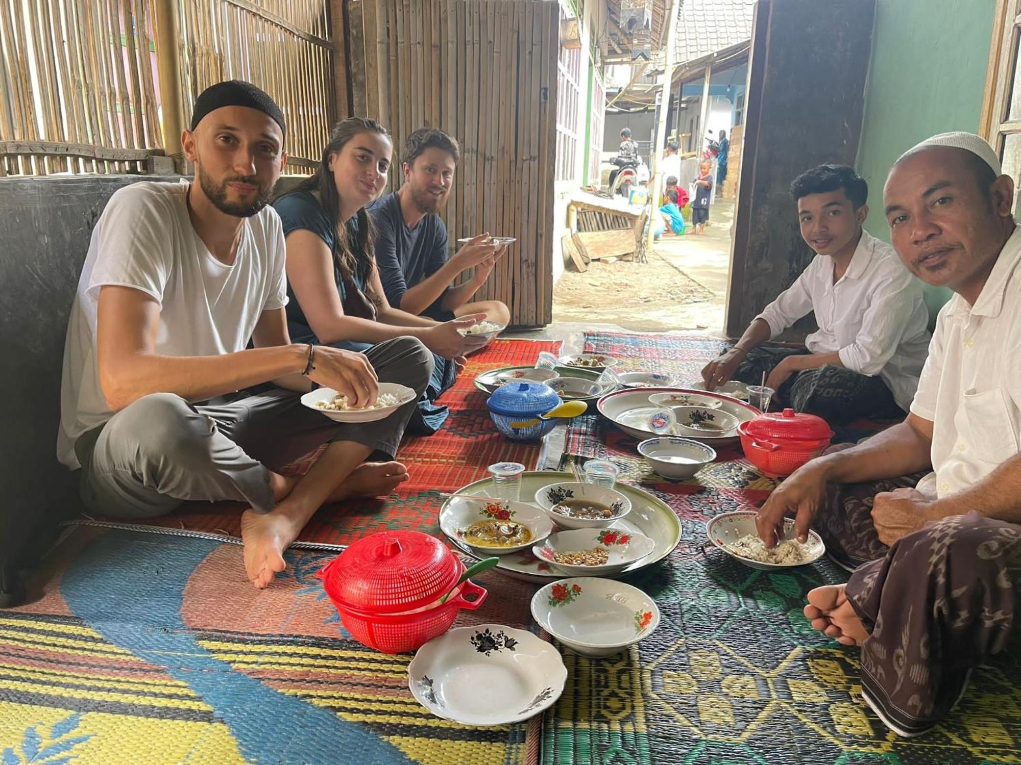 Dira Bungalows Tetebatu Esterno foto